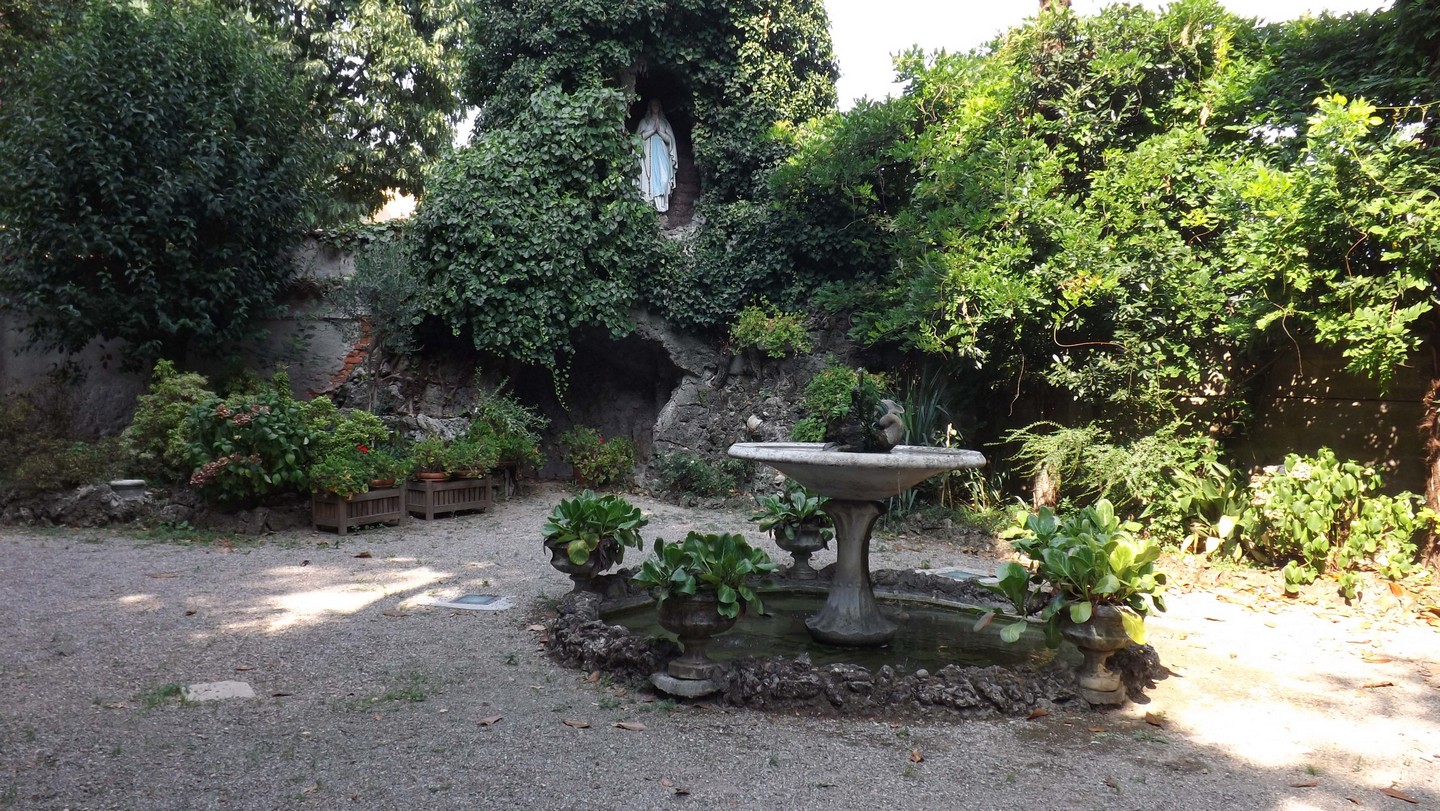 Image25