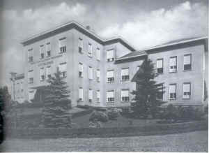 Cottolengo1946.jpg (3719466 byte)